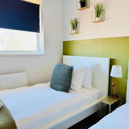 2 Bed House, Sleeps 6, Dog Friendly, Close To A14 M11, With Garden & Parking Long Stay Work Contractor Leisure, Jade CBG Екстериор снимка