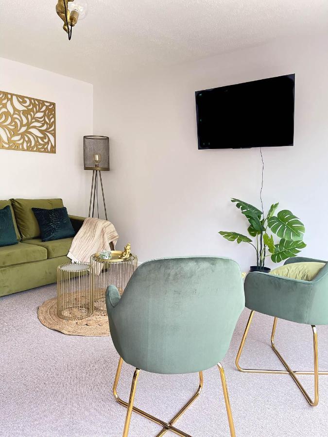 2 Bed House, Sleeps 6, Dog Friendly, Close To A14 M11, With Garden & Parking Long Stay Work Contractor Leisure, Jade CBG Екстериор снимка