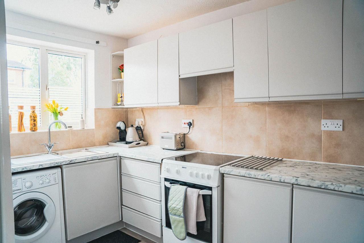 2 Bed House, Sleeps 6, Dog Friendly, Close To A14 M11, With Garden & Parking Long Stay Work Contractor Leisure, Jade CBG Екстериор снимка