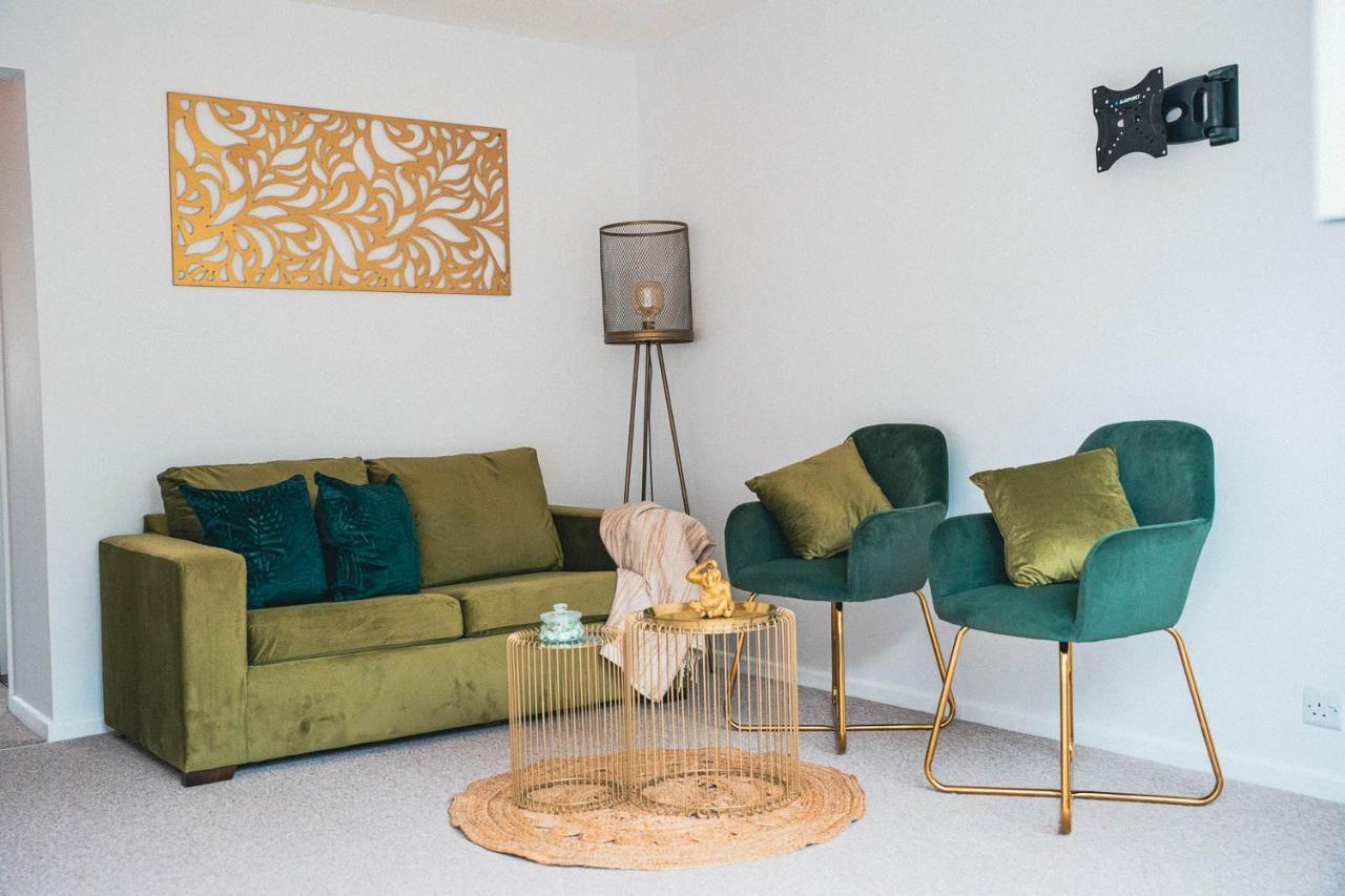 2 Bed House, Sleeps 6, Dog Friendly, Close To A14 M11, With Garden & Parking Long Stay Work Contractor Leisure, Jade CBG Екстериор снимка