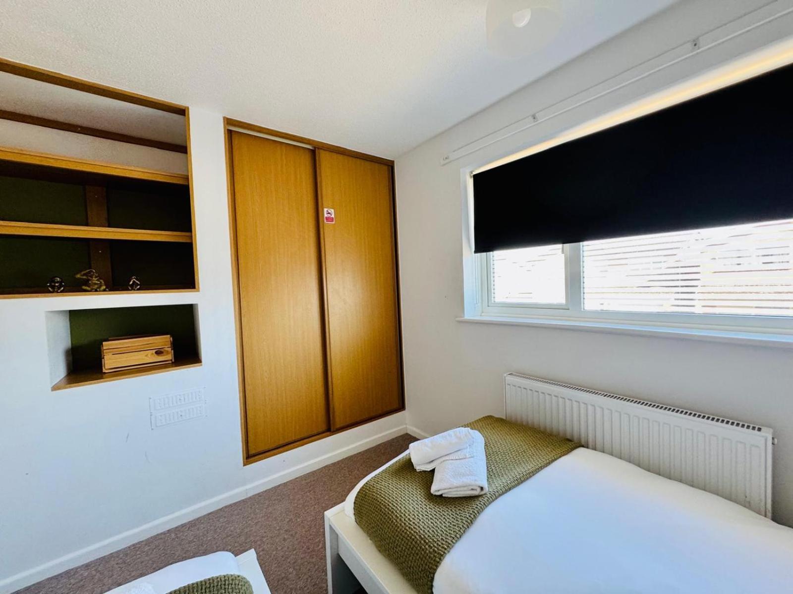 2 Bed House, Sleeps 6, Dog Friendly, Close To A14 M11, With Garden & Parking Long Stay Work Contractor Leisure, Jade CBG Екстериор снимка