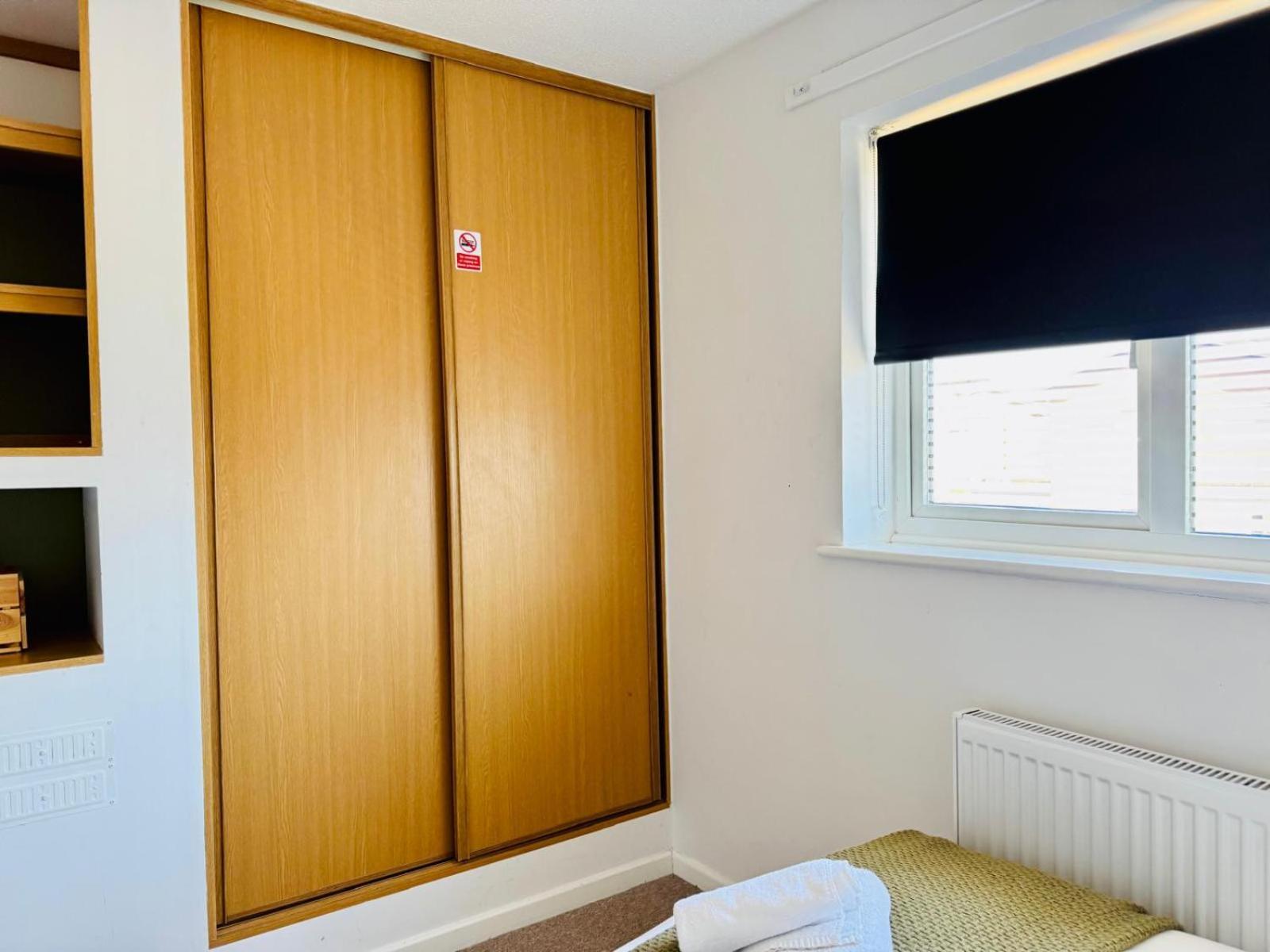 2 Bed House, Sleeps 6, Dog Friendly, Close To A14 M11, With Garden & Parking Long Stay Work Contractor Leisure, Jade CBG Екстериор снимка