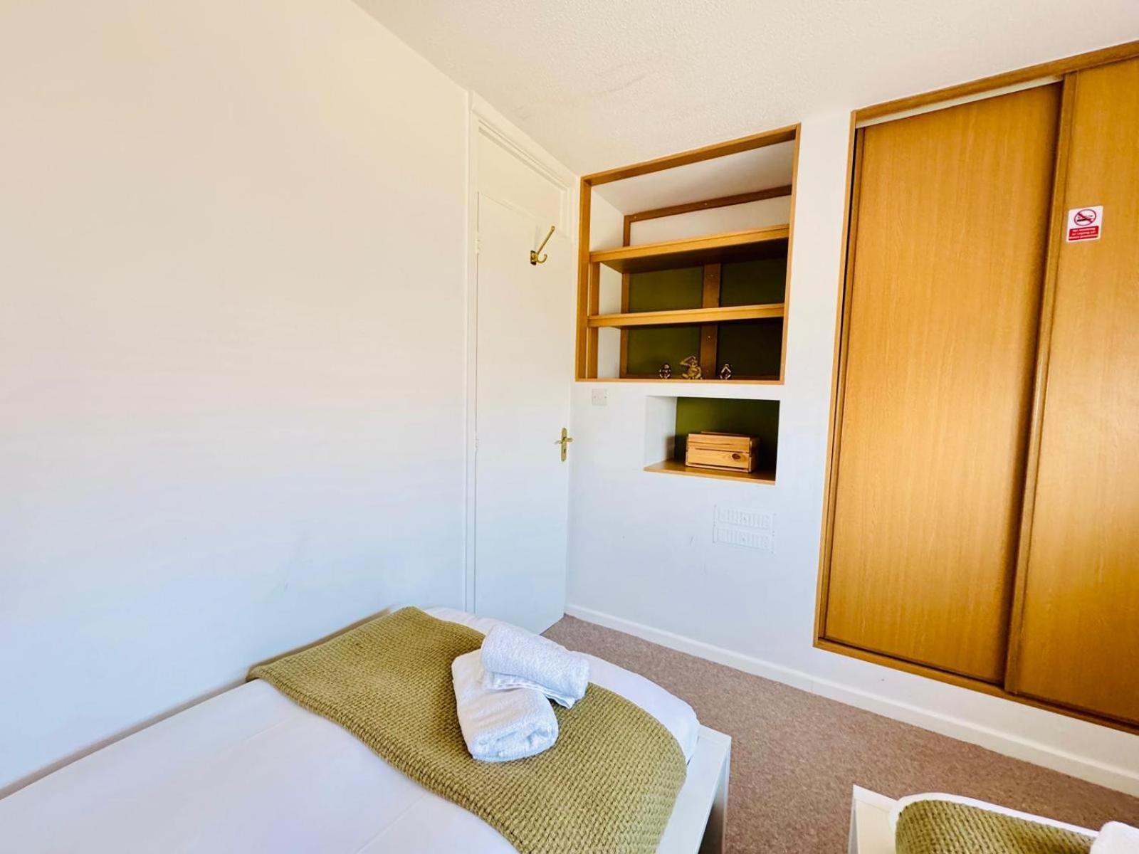 2 Bed House, Sleeps 6, Dog Friendly, Close To A14 M11, With Garden & Parking Long Stay Work Contractor Leisure, Jade CBG Екстериор снимка